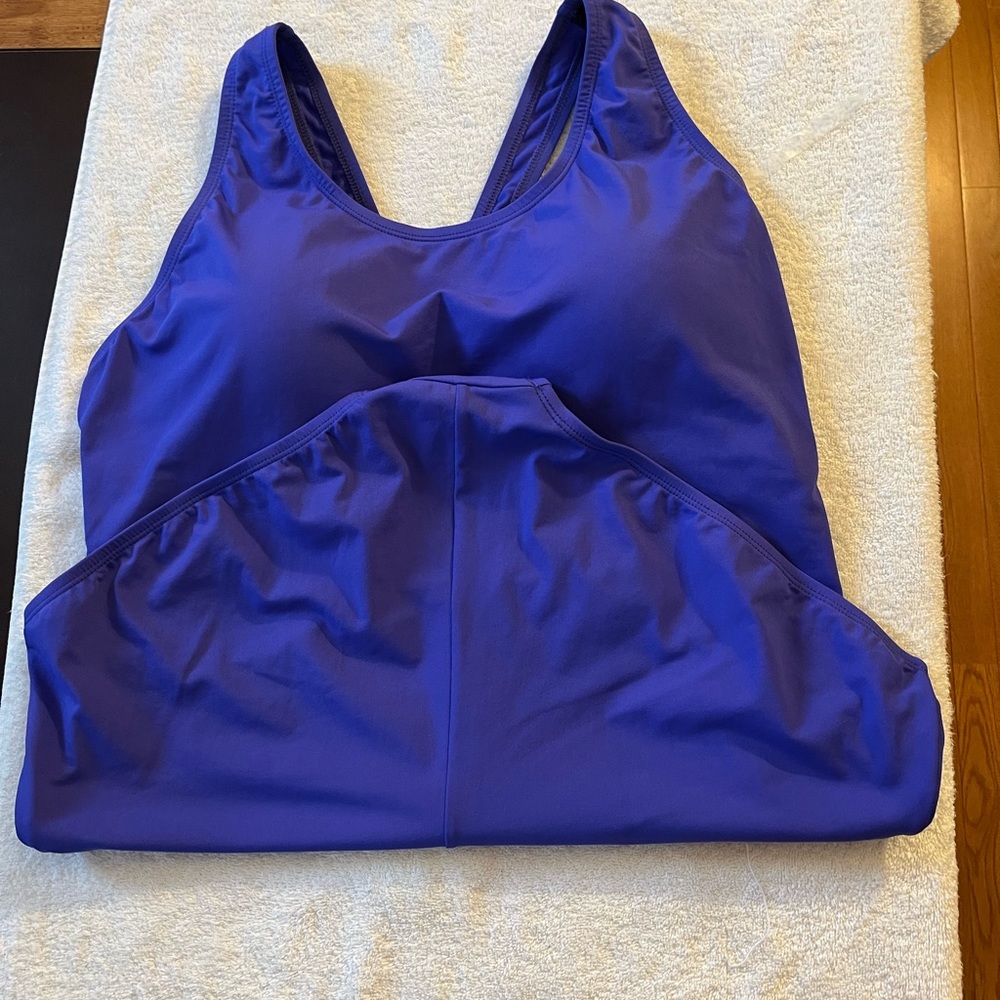 Dolphin swimsuit size 46/20 - Picture 4 of 9